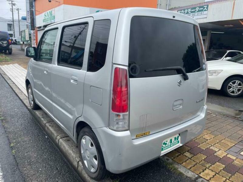 WAGON R