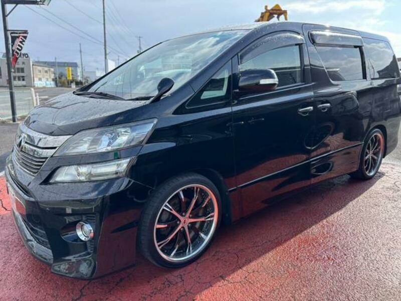 TOYOTA VELLFIRE
