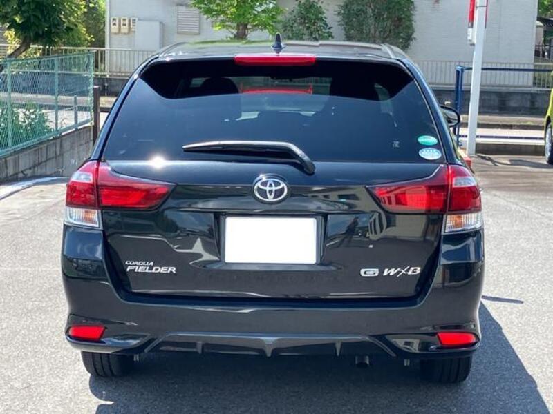 COROLLA FIELDER