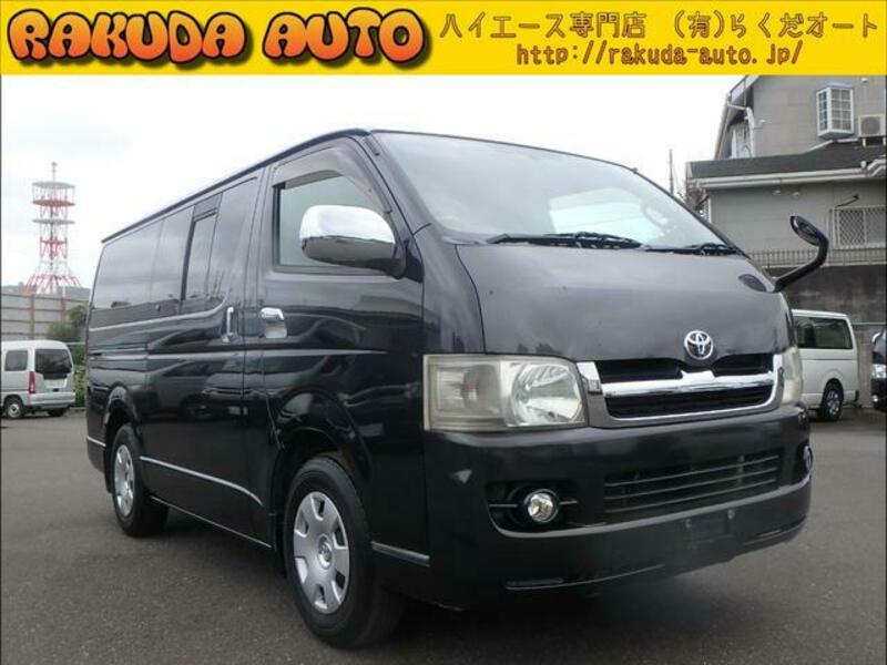 TOYOTA HIACE VAN