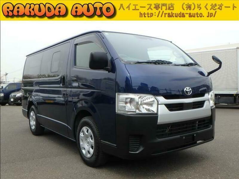 TOYOTA HIACE VAN