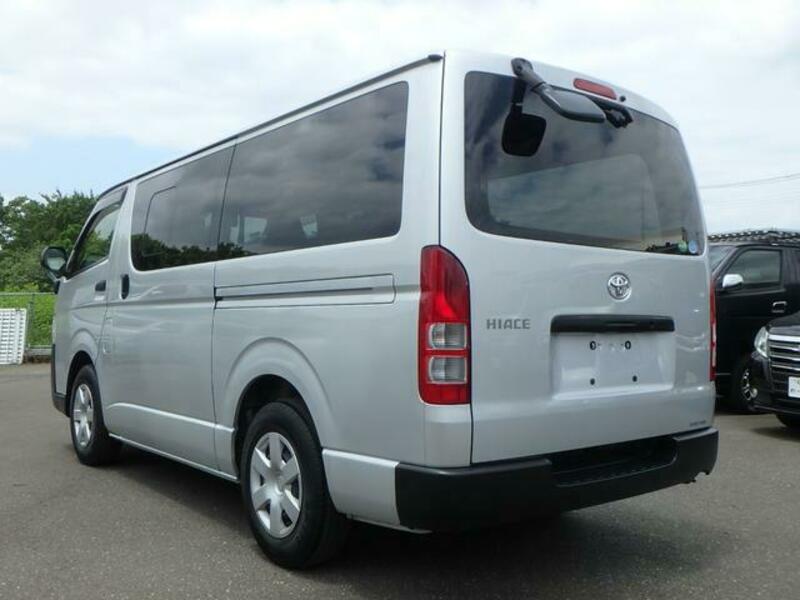 HIACE VAN