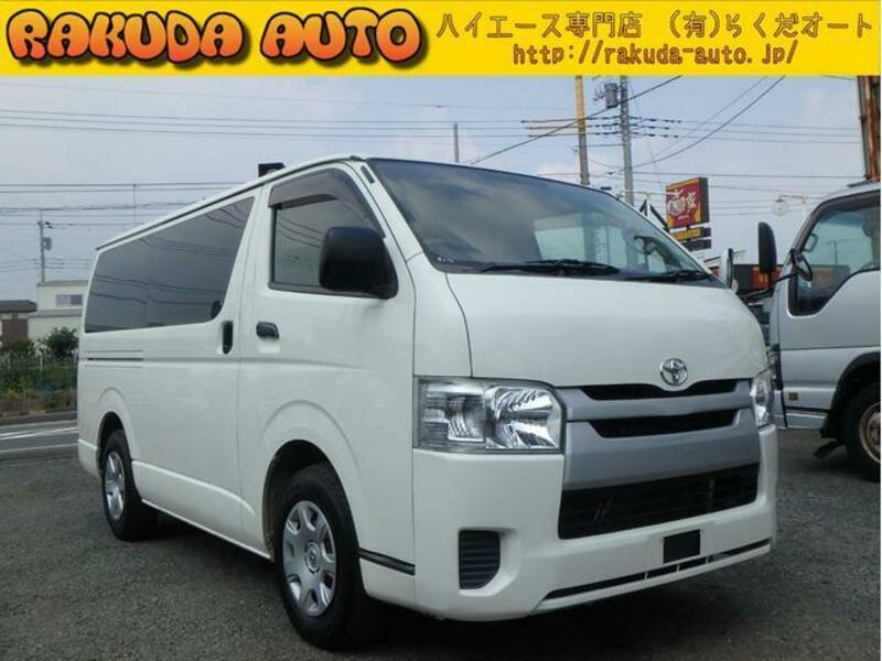 TOYOTA HIACE VAN