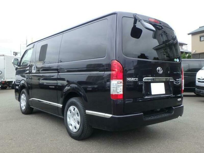 HIACE VAN
