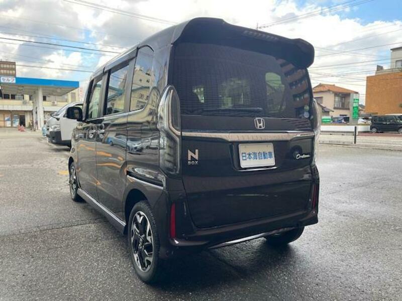 N BOX CUSTOM