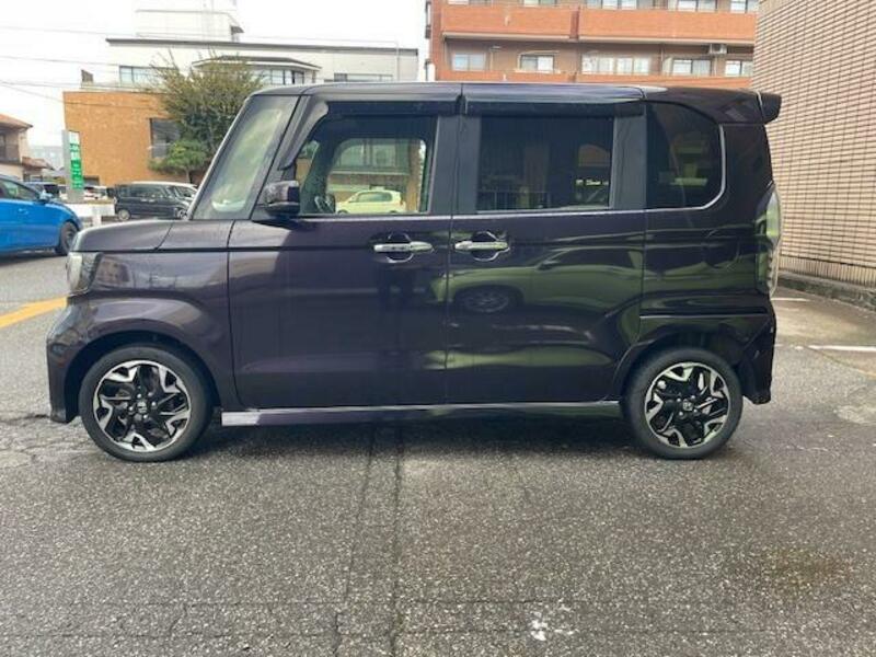 N BOX CUSTOM