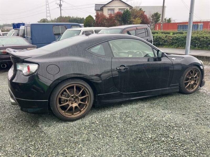 86