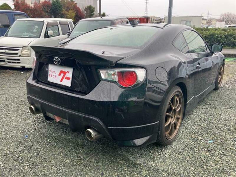 86