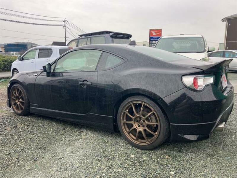 86
