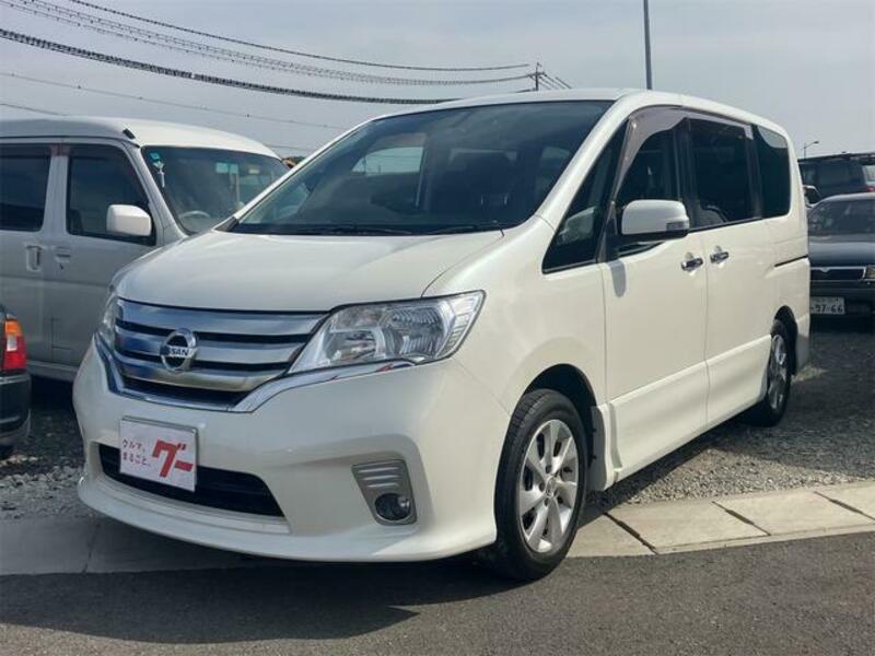 NISSAN SERENA