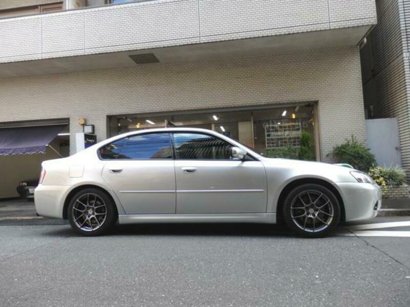 LEGACY B4