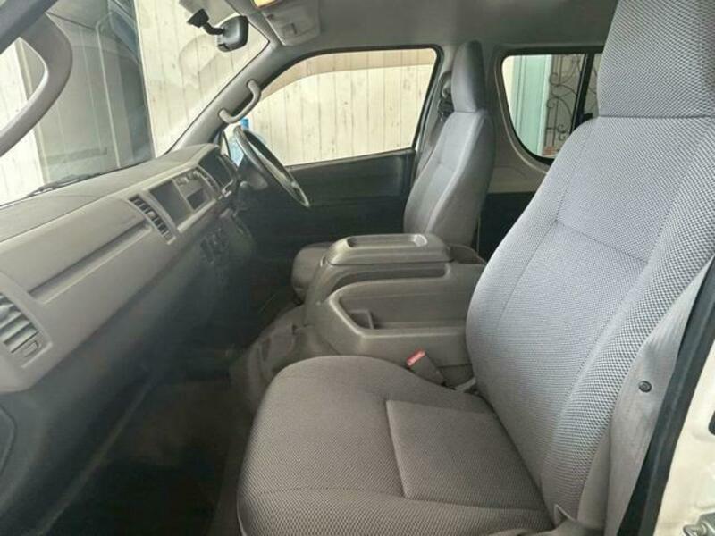 HIACE WAGON