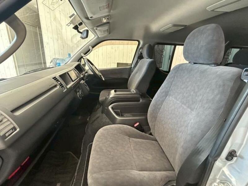 HIACE WAGON