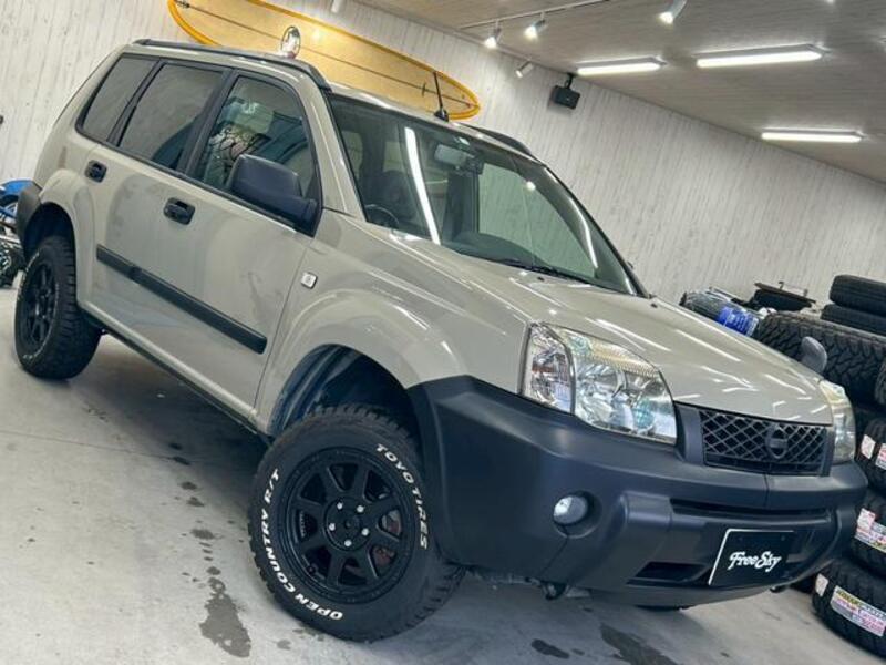 X-TRAIL