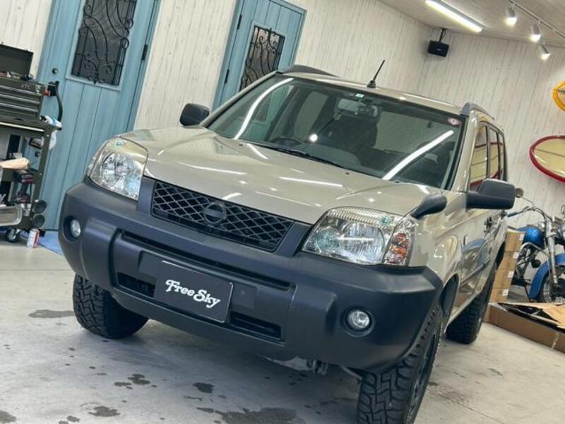 X-TRAIL