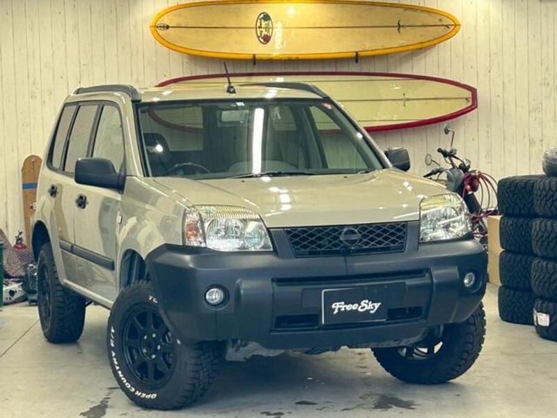 NISSAN X-TRAIL