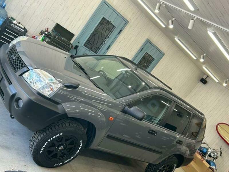 X-TRAIL