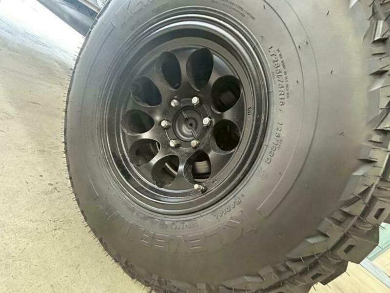 HILUX SURF