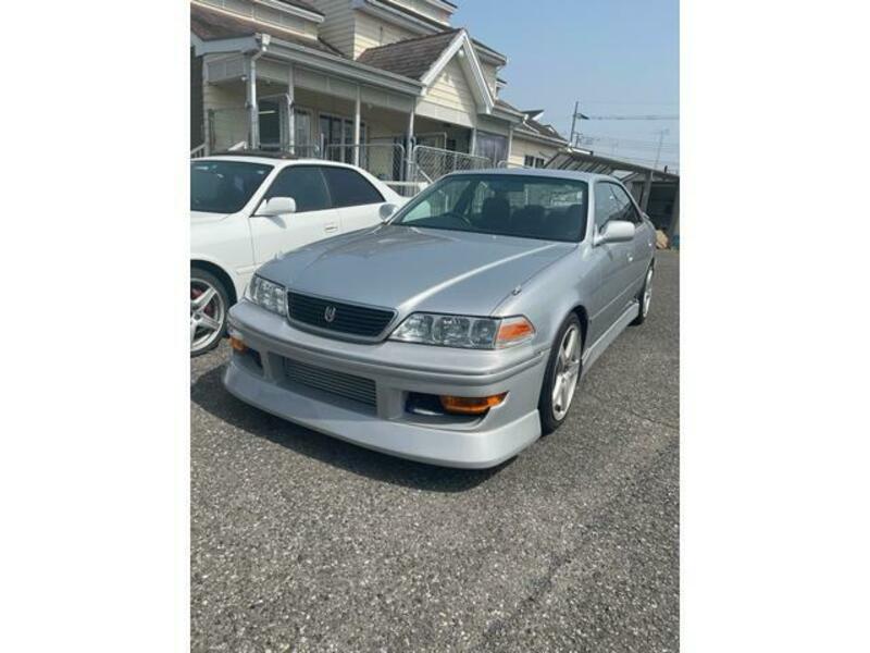 TOYOTA MARK II