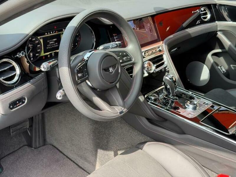 FLYING SPUR