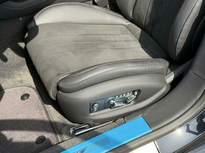 FLYING SPUR