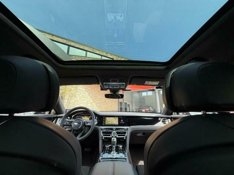 FLYING SPUR