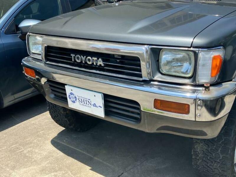 HILUX SURF