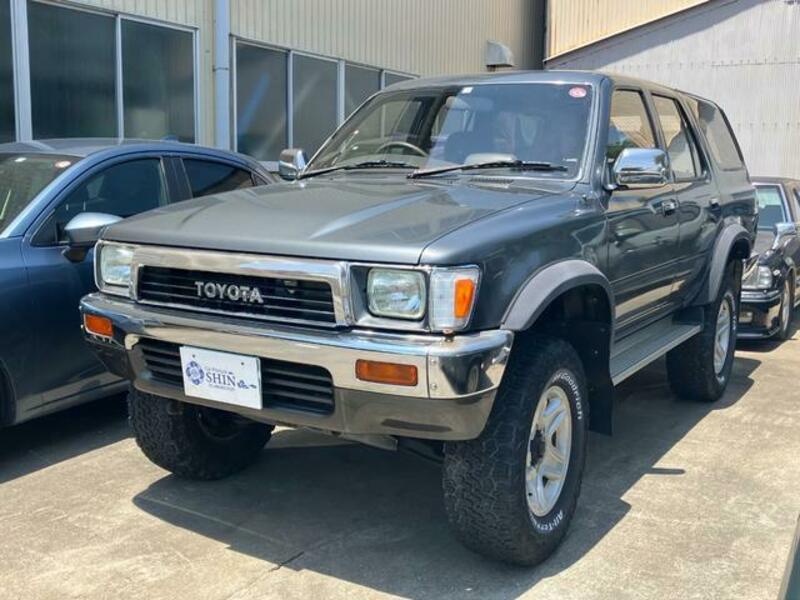 TOYOTA HILUX SURF
