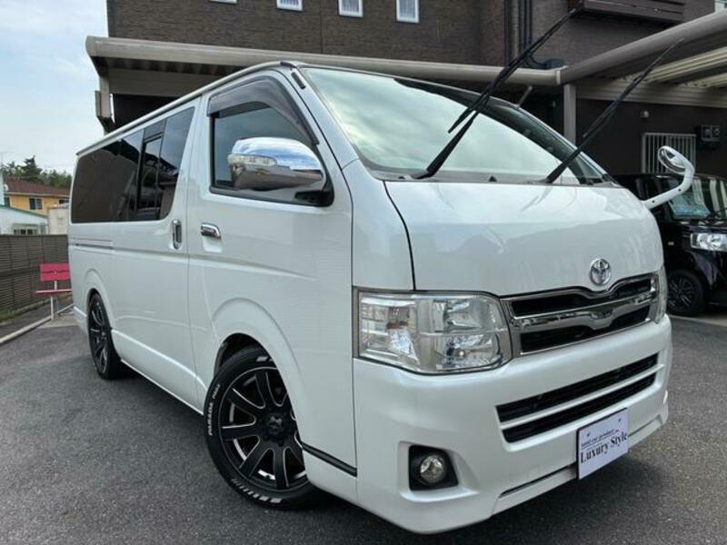 HIACE VAN
