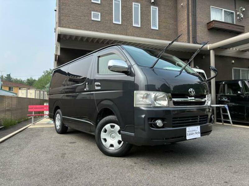 HIACE VAN