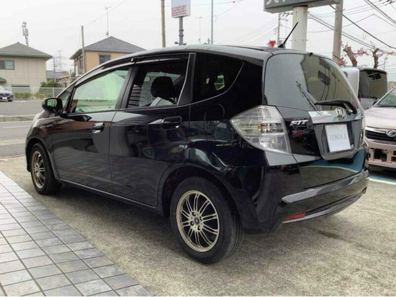 FIT HYBRID