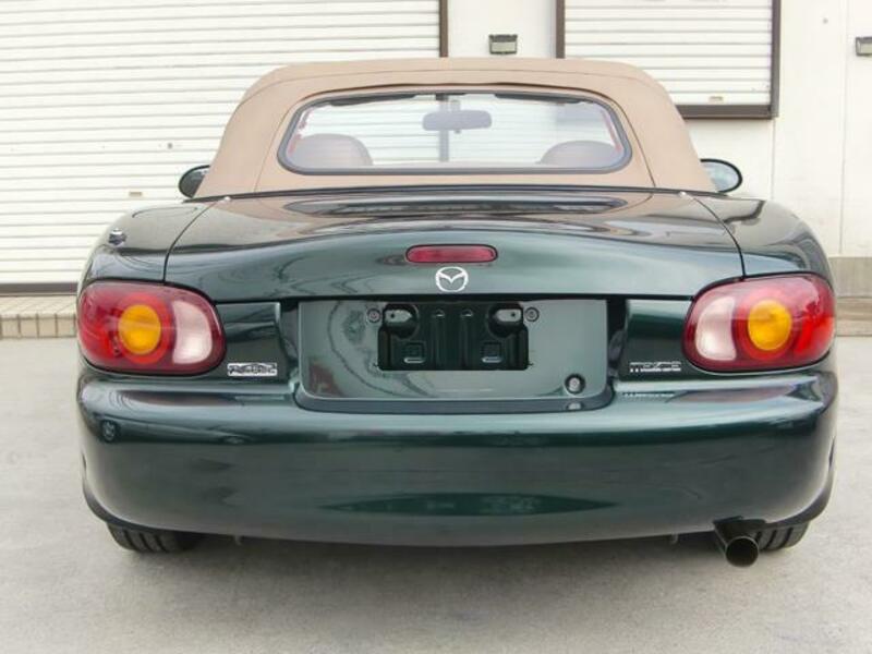 ROADSTER