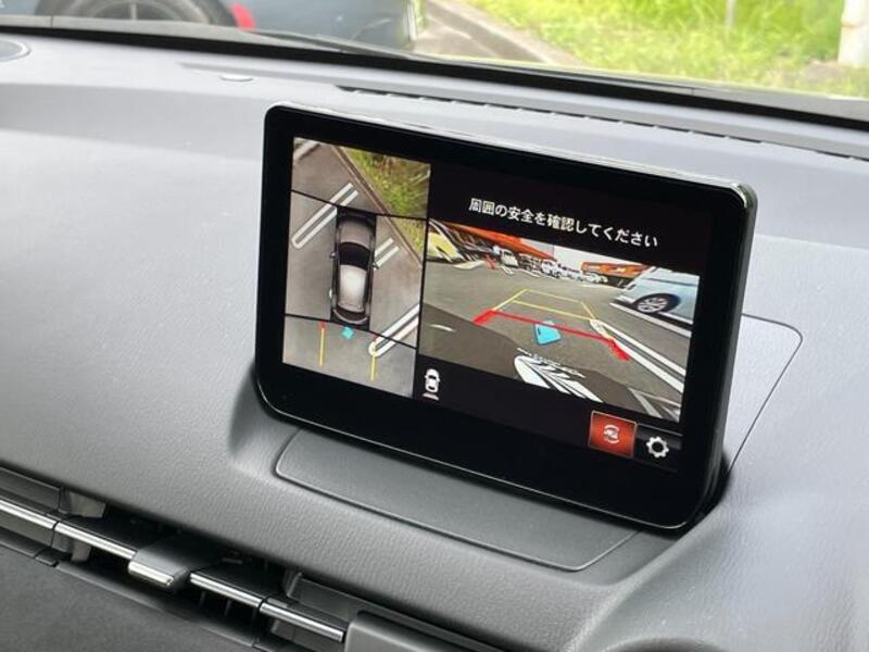 MAZDA2