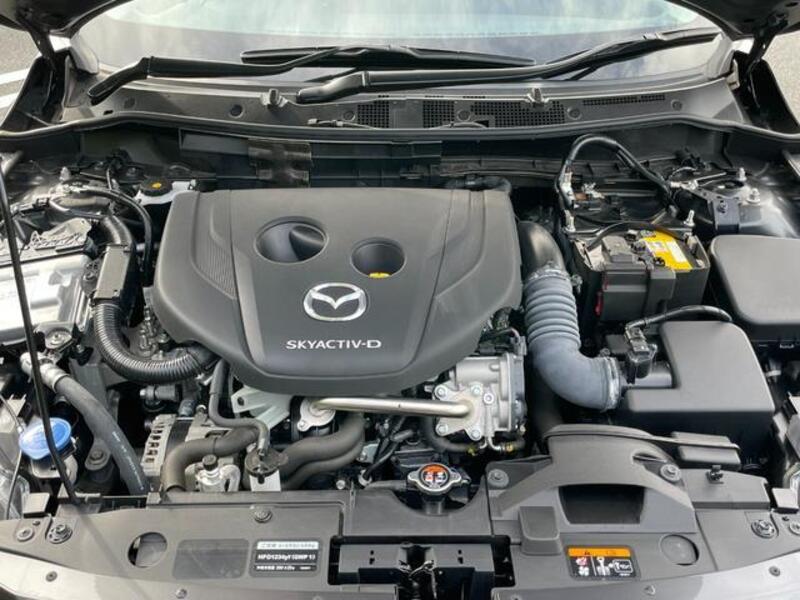 MAZDA2