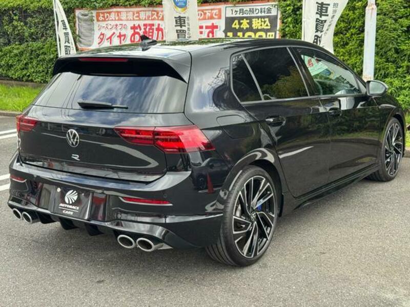 GOLF R