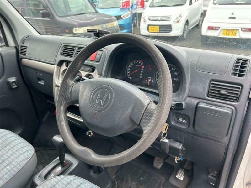 ACTY VAN