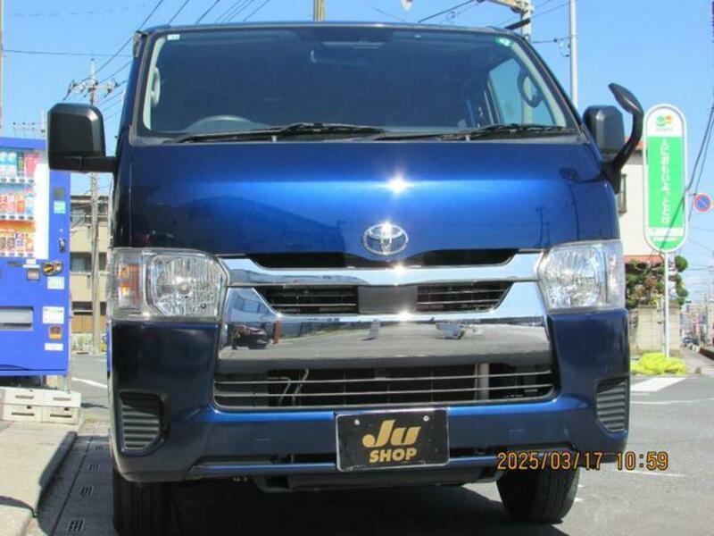 HIACE VAN