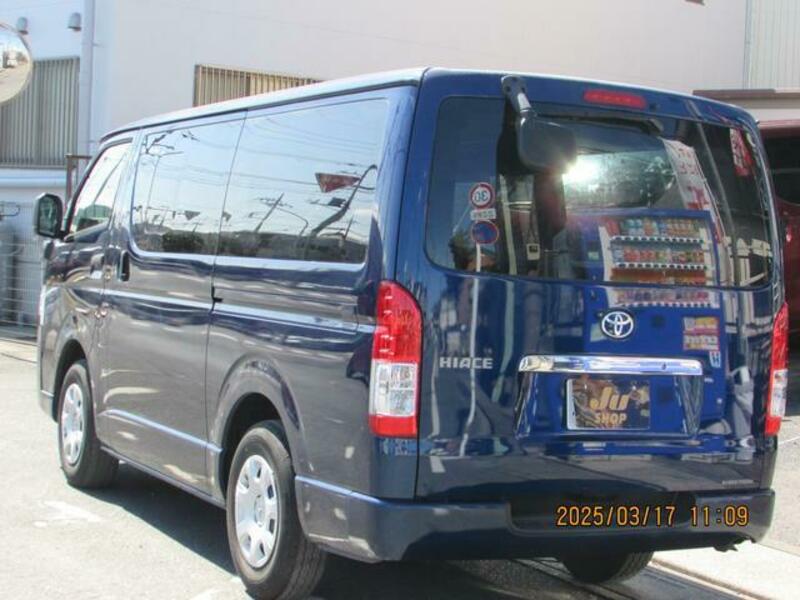 HIACE VAN
