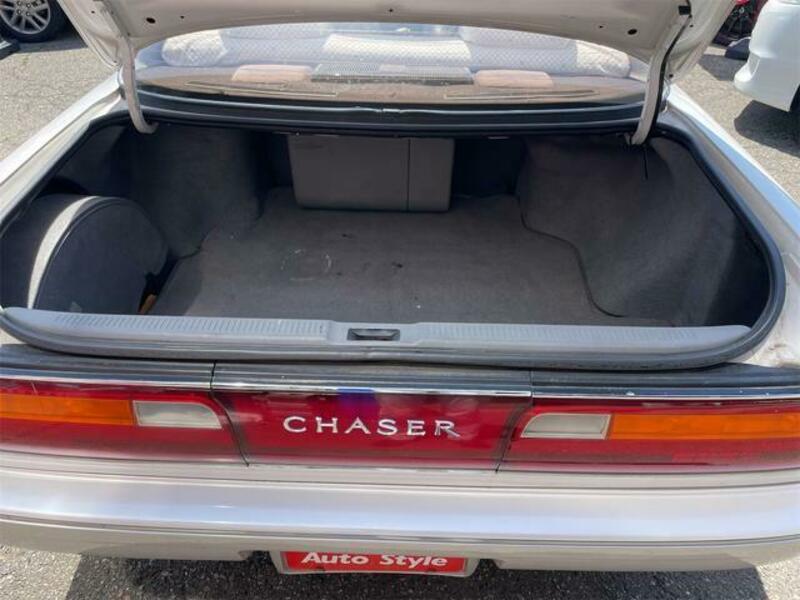 CHASER