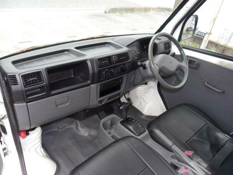 MINICAB TRUCK