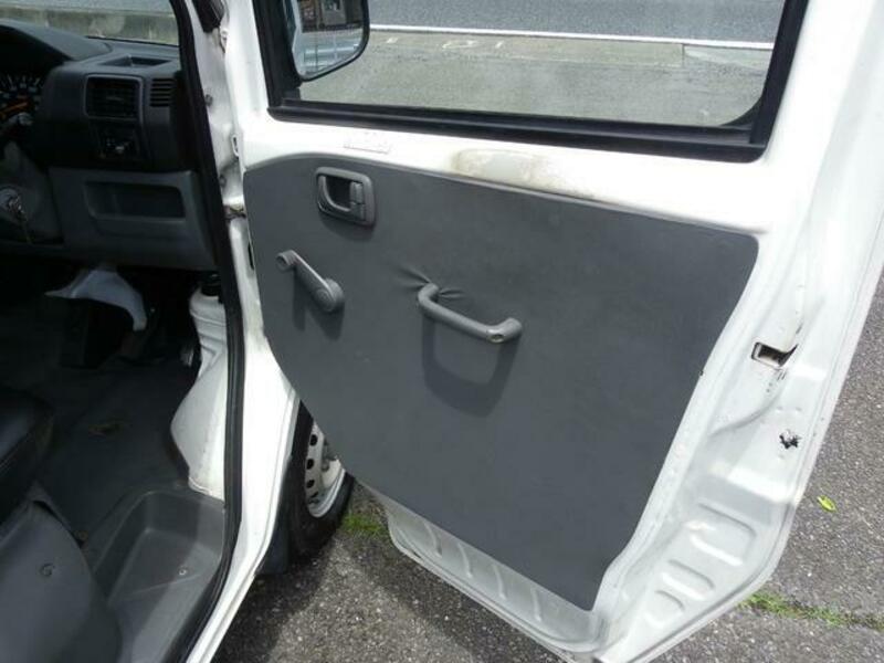 MINICAB TRUCK