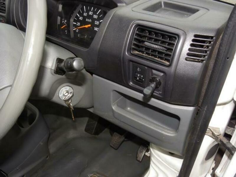MINICAB TRUCK