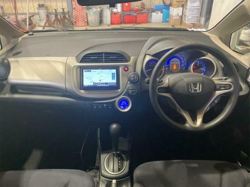 FIT HYBRID