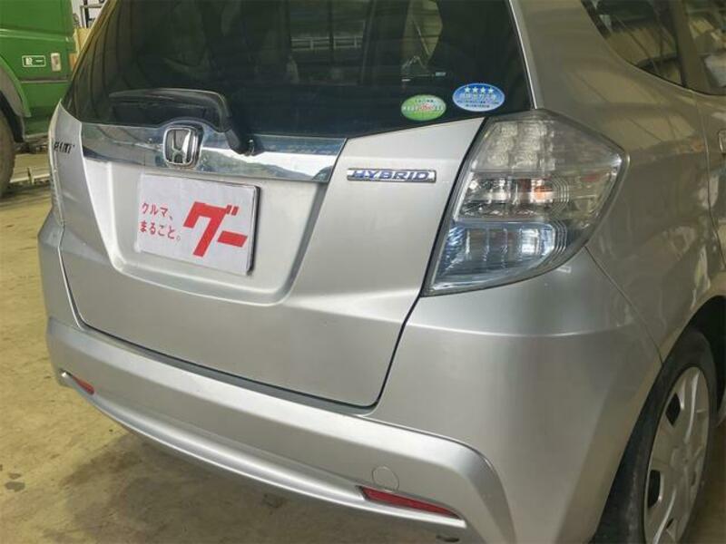 FIT HYBRID