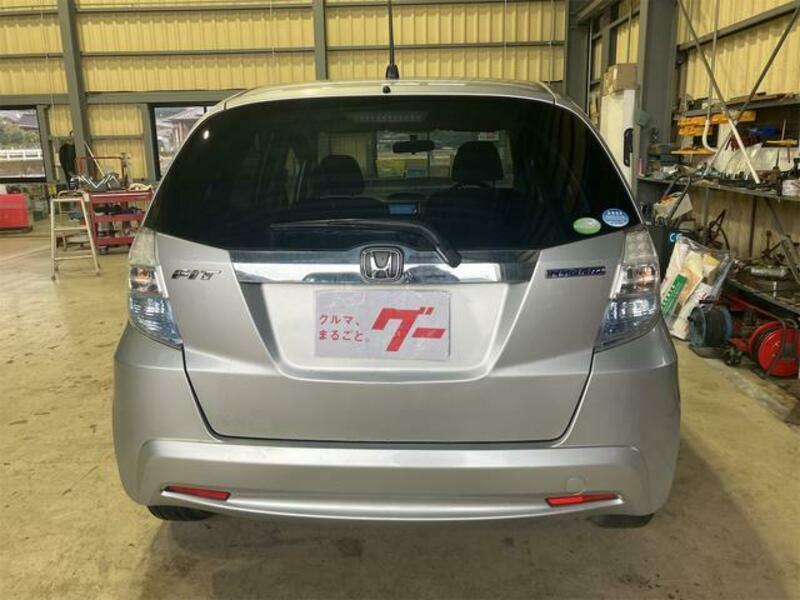 FIT HYBRID