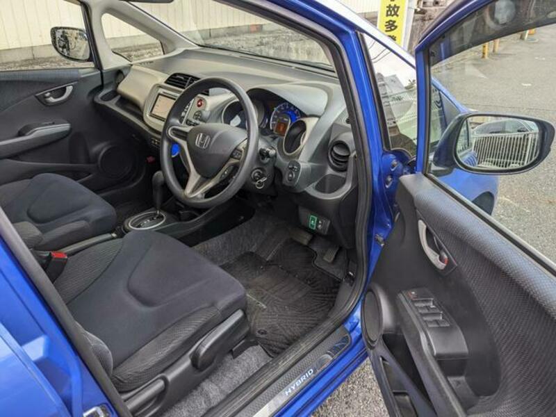 FIT HYBRID