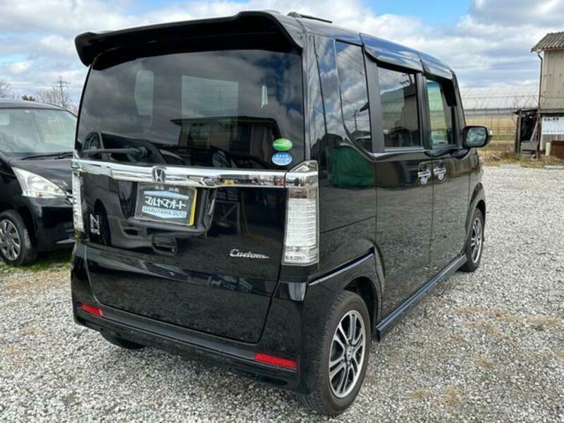 N BOX CUSTOM
