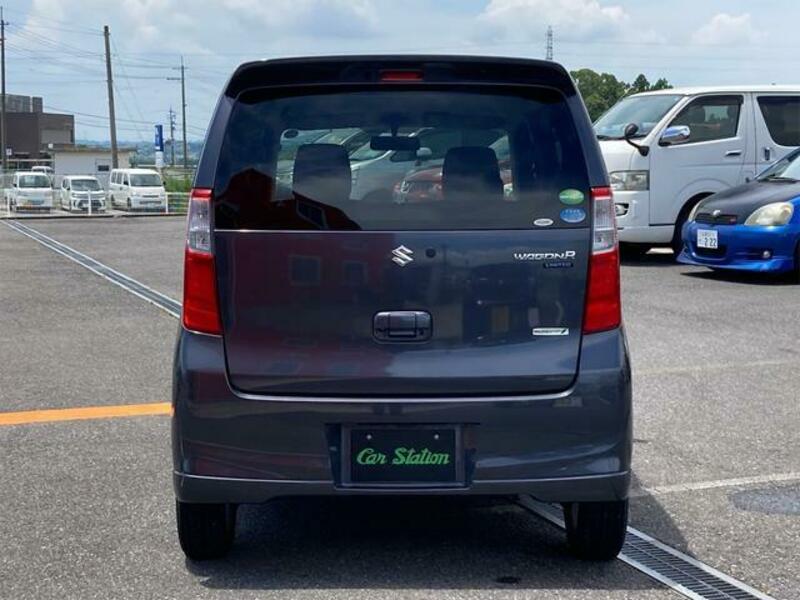 WAGON R