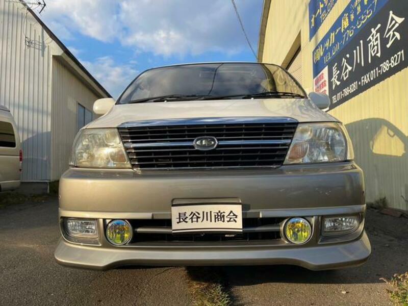 GRAND HIACE