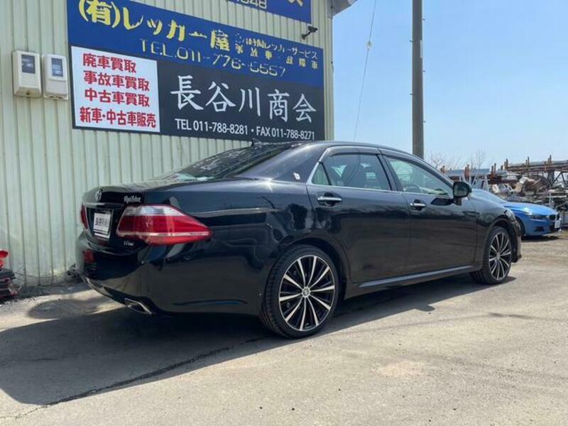CROWN